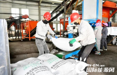 污泥變沃土 青海格爾木的綠色魔法與生物有機(jī)肥料的革新之路